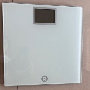WW Digital Bathroom Scale in White